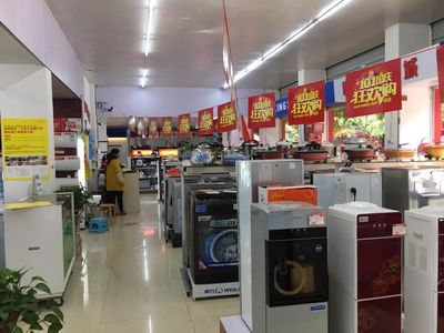 大批恭城人涌向24米街搶購(gòu)家電，是沖動(dòng)消費(fèi)還是明智之選？